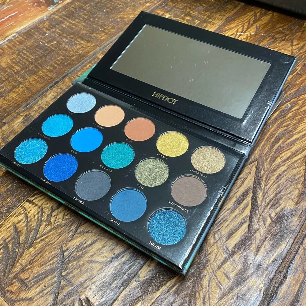 New HipDot Cenote Eyeshadow Palette Animal Test Free Vegan